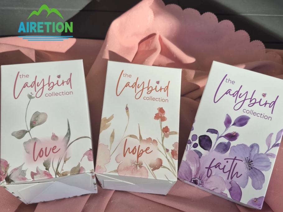Coffrets cadeaux personnalisés à motifs floraux pour la marque australienne Ladybird | Usine d'emballage Airetion